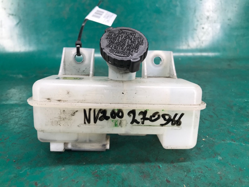 Бачок главного тормозного цилиндра NISSAN NV200 USA 13- 2018 2.0 MR20DE 46090-3LM0A Б/У