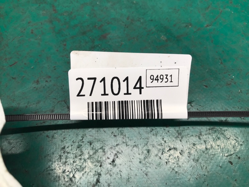 Ролик сдвижной двери средний левый NV200 USA 13- 2018 2.0 MR20DE