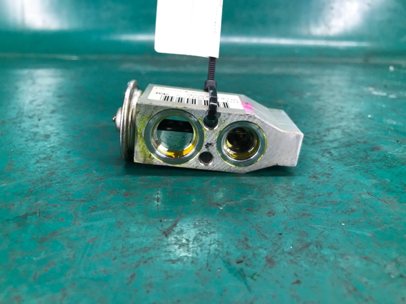 Клапан кондиционера NV200 USA 13- 2018 2.0 MR20DE