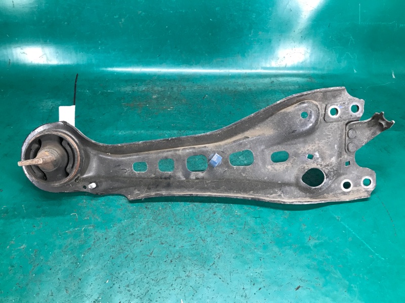 Рычаг задней подвески продольный правый RDX 12-19 2015 Внедорожник 3.5 Рычаг задней подвески продольный правый RDX 12-19 2015 Внедорожник 3.5