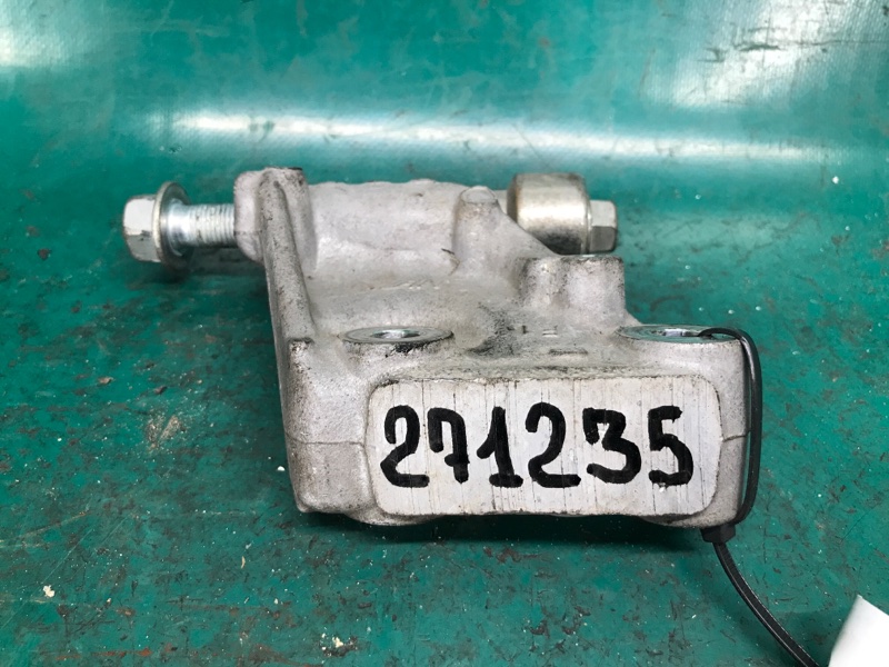 Кронштейн двигателя правый RDX 12-19 2015 Внедорожник 3.5