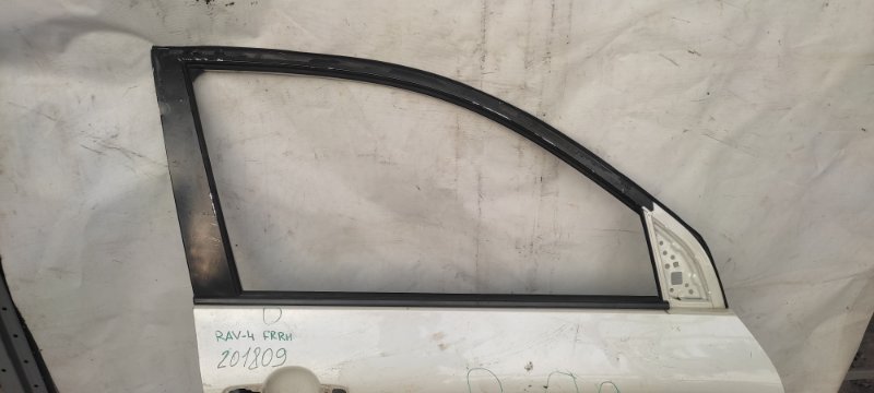 Дверь передняя правая RAV4 05-12 Дверь передняя правая RAV4 05-12