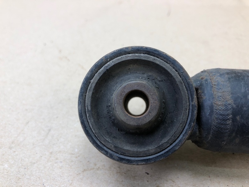 Амортизатор задний VOLKSWAGEN JETTA USA 10-17 162 2.5 CBUA