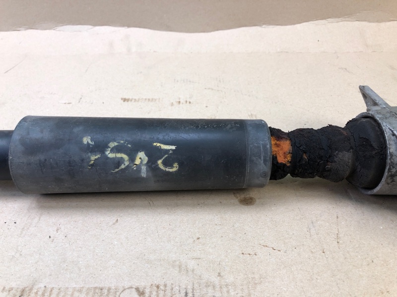 Амортизатор задний JETTA USA 10-17 2012 162 2.5 CBUA