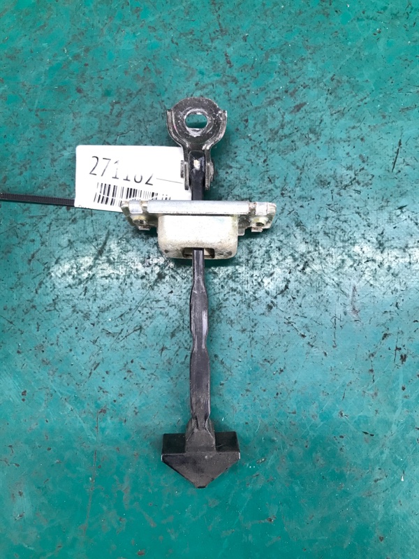 Ограничитель двери задний левый MAZDA 3 BK 03-08 SEDAN 2.3 L3