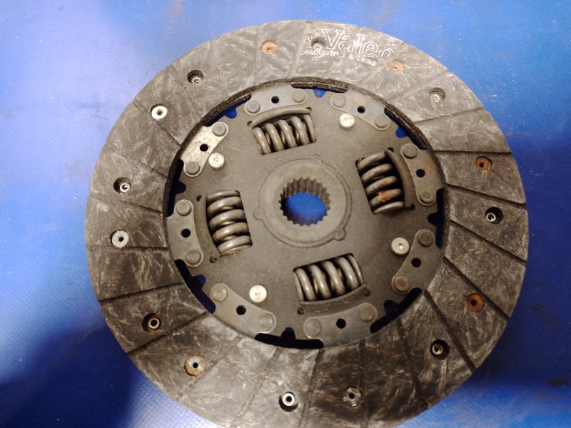 Диск сцепления 323 BJ 98-2003