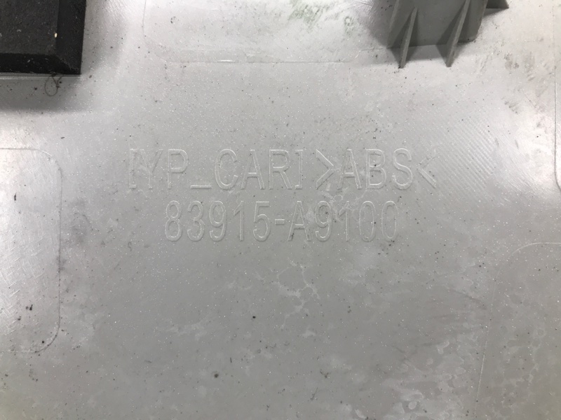 Накладка кузова правая SEDONA 14-18 16 YP 3.3 G6DM