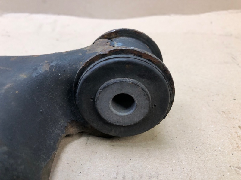 Рычаг передней подвески нижний левый JETTA USA 10-17 2012 162 2.5 CBUA Рычаг передней подвески нижний левый JETTA USA 10-17 2012 162 2.5 CBUA