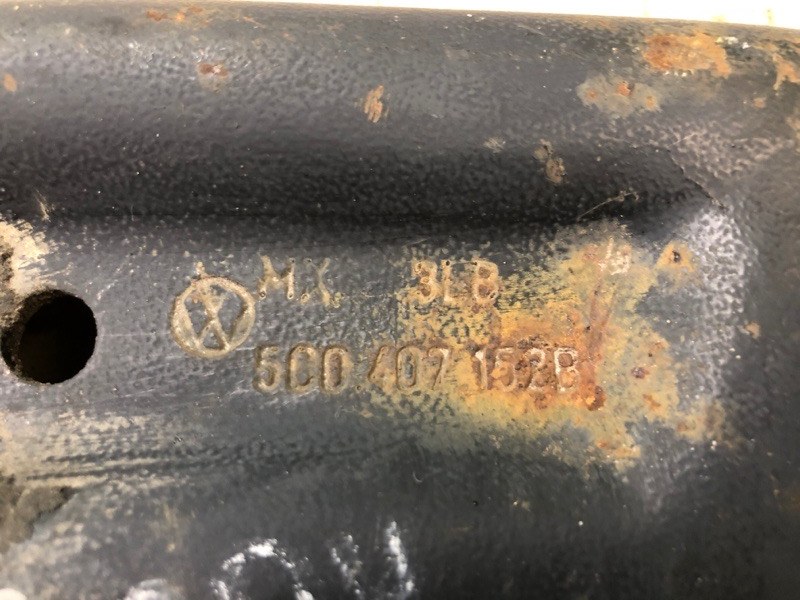 Рычаг передней подвески нижний правый JETTA USA 10-17 2012 162 2.5 CBUA