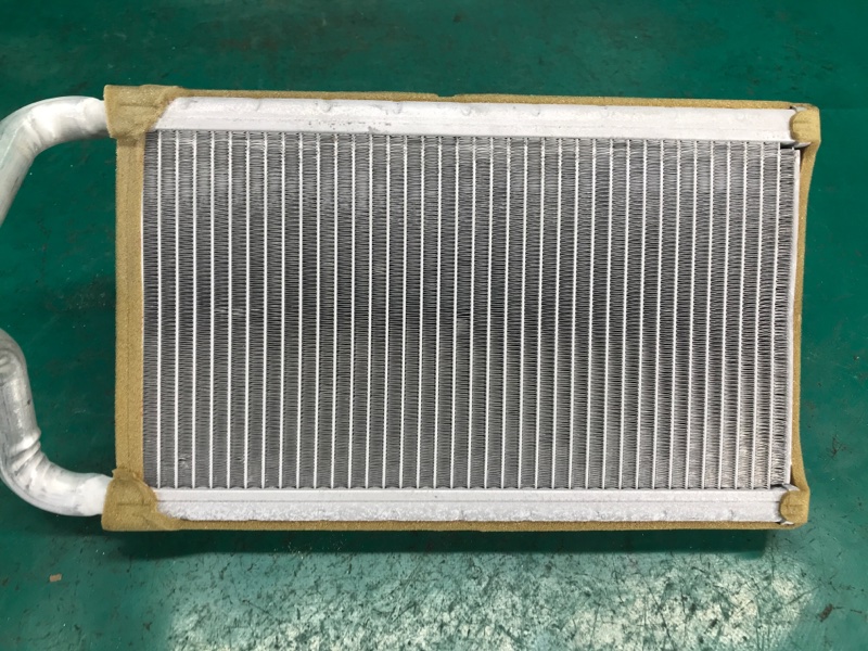 Радиатор печки KIA SEDONA 14-18 YP 3.3 G6DM