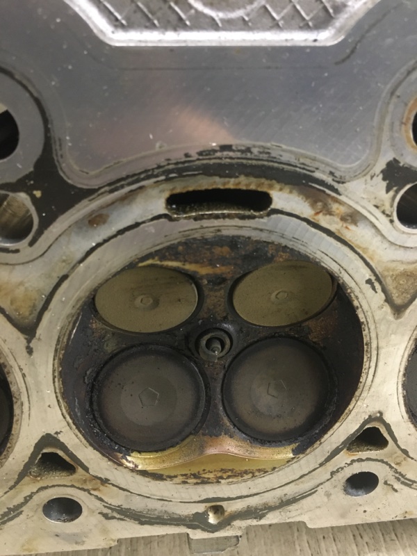 Головка блока цилиндров левая CHEROKEE 14- 2014 KL 3.2 EHB