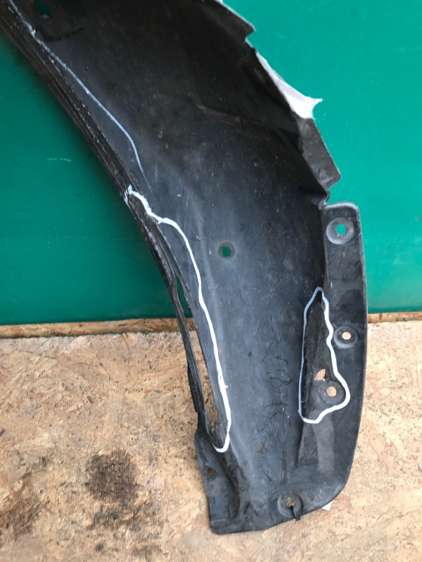 Подкрылок передний левый TRIBECA B10 07-13 2008 3.6 EZ36