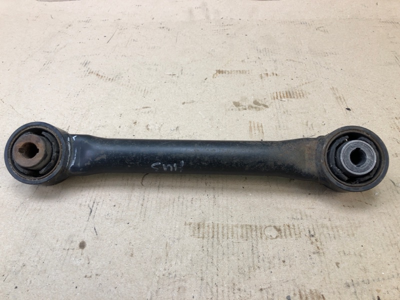 Рычаг задней подвески поперечный нижний задний FORD FUSION 14- Рычаг задней подвески поперечный нижний задний FORD FUSION 14-