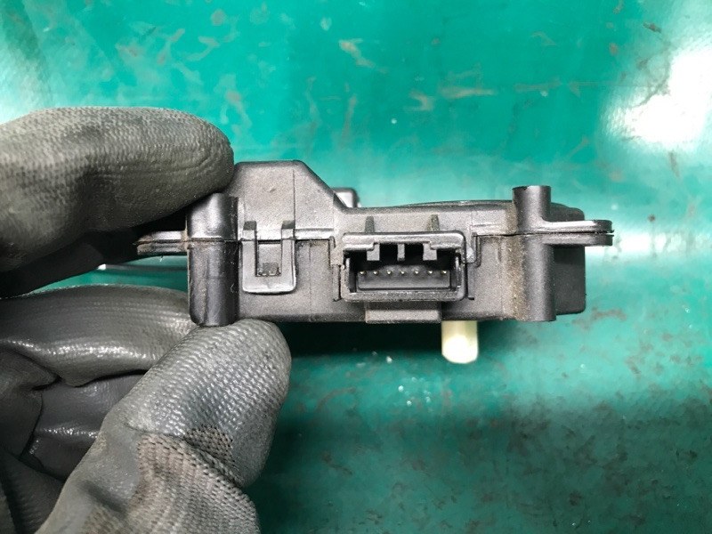 Моторчик заслонки печки ACURA TLX 14-17 2.4 K24W7