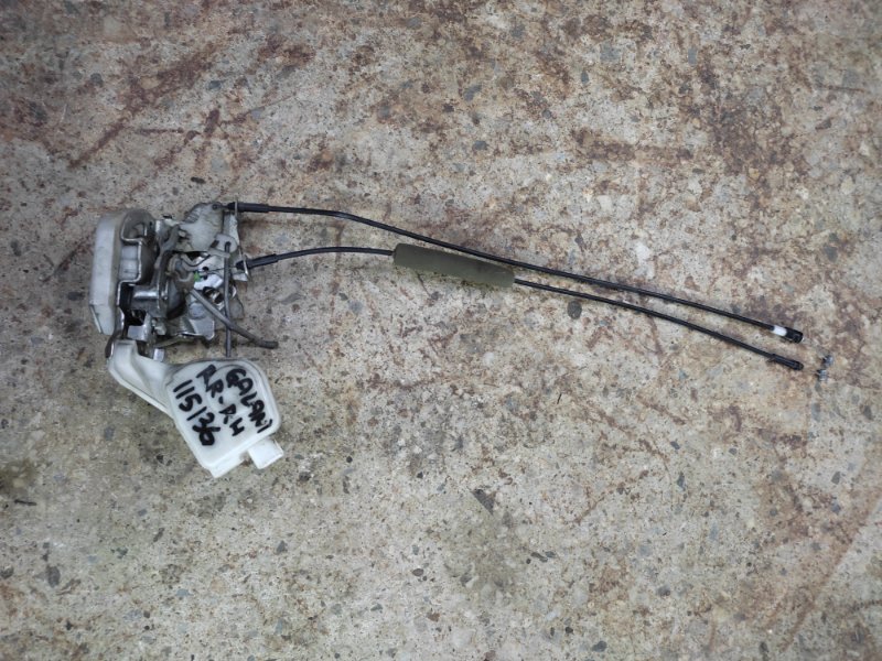 Замок двери задний правый MITSUBISHI GALANT 03-12 5745A106 Б/У