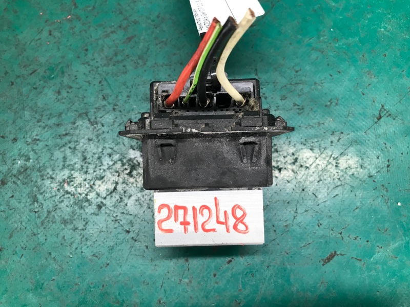 Резистор печки 6 GH 07-12 2009 3.7 CA