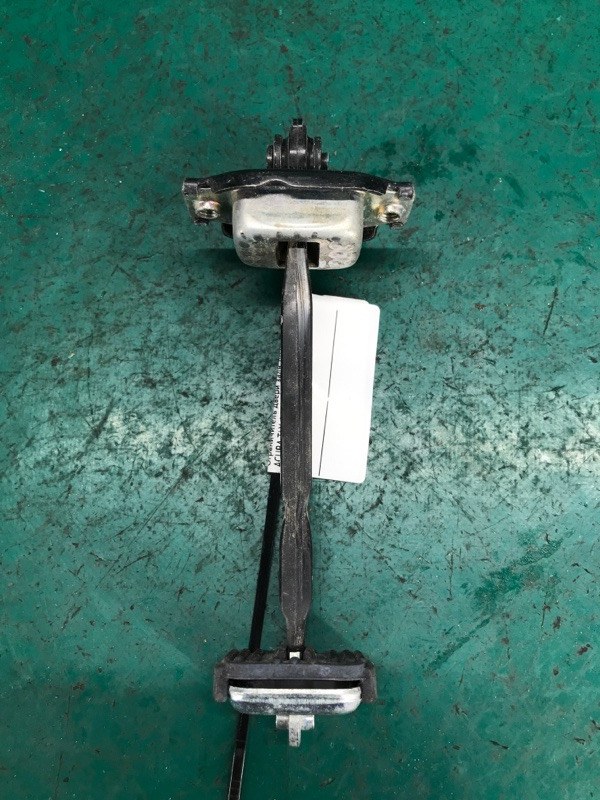 Ограничитель двери задний правый TLX 14-17 2016 2.4 K24W7