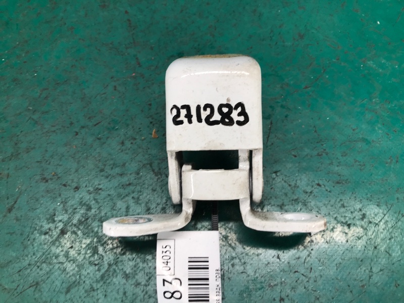 Петля двери нижняя задняя правая TLX 14-17 2016 2.4 K24W7