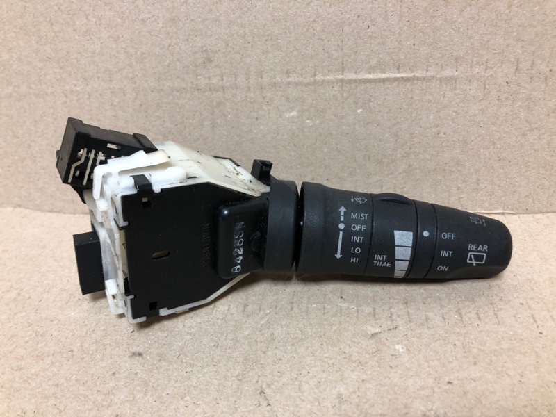 Подрулевой переключатель правый NISSAN QX56 / TITAN / ARMADA 04-16 2008 VK56DE 25260-JM00E Б/У