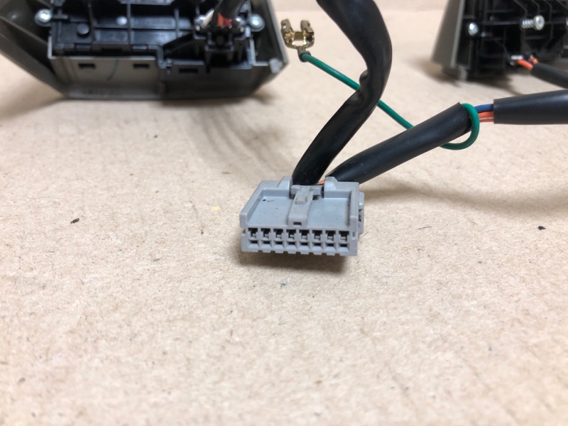 Кнопки на руль QX56 / TITAN / ARMADA 04-16 2008 VK56DE