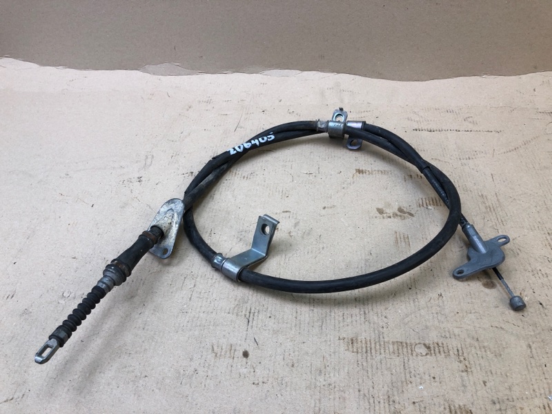 Запчасть трос стояночного тормоза левый HYUNDAI SONATA YF 10-14 2014 YF 2.4 G4KK 597603S300 Б/У Трос стояночного тормоза левый HYUNDAI SONATA YF 10-14 2014 YF 2.4 G4KK 597603S300 Б/У
