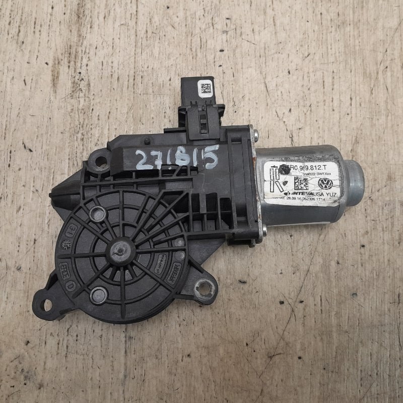 Моторчик стеклоподъемника задний правый VOLKSWAGEN JETTA USA 10-17 2016 162 1.4 CZTA 6R0959812TZ03 Б/У