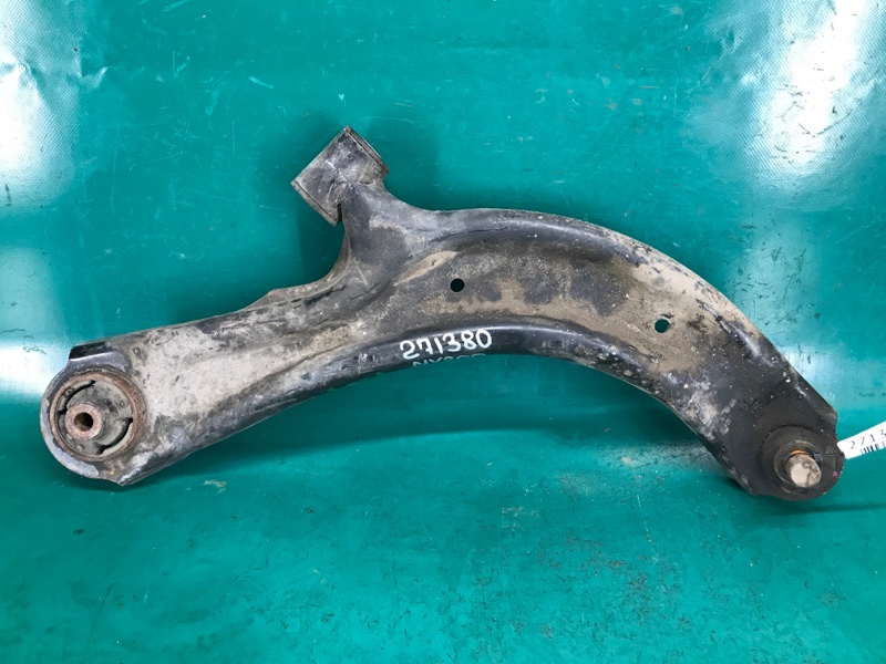 Рычаг передней подвески нижний правый NISSAN NV200 USA 13- 2.0 54500-9AM1A Б/У