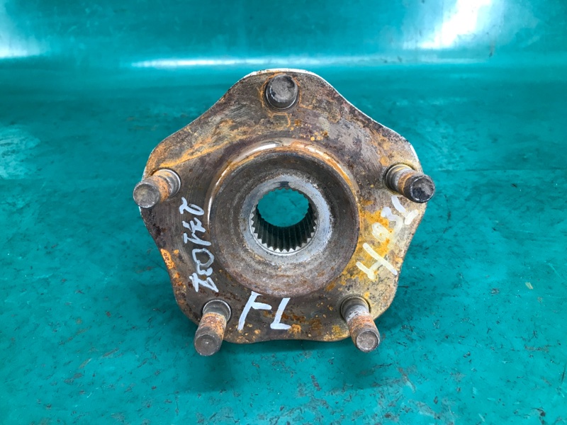 Ступица передняя левая NISSAN NV200 USA 13- 2018 2.0 MR20DE 40202-3SH0A Б/У