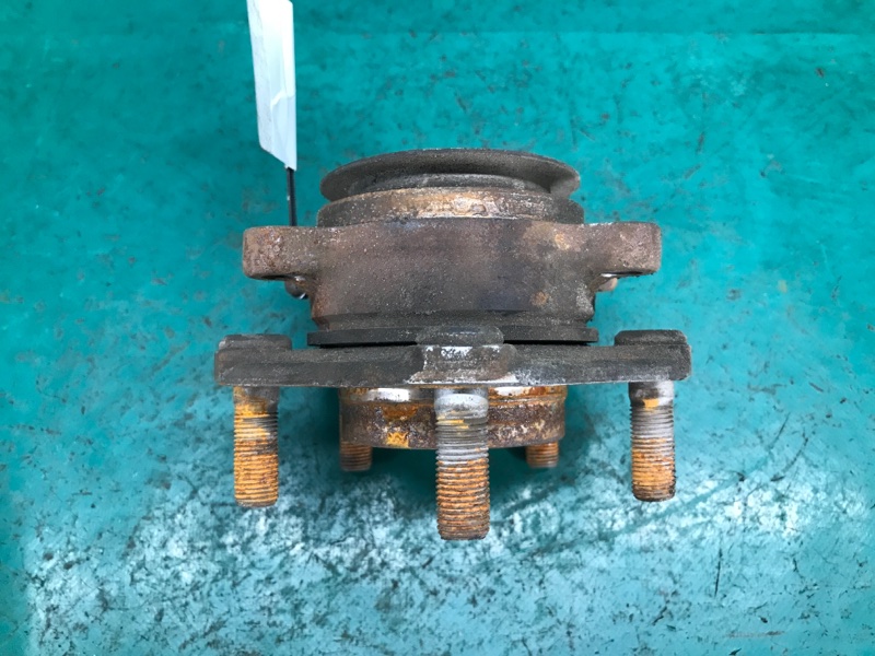 Ступица передняя левая NISSAN NV200 USA 13- 2.0 MR20DE