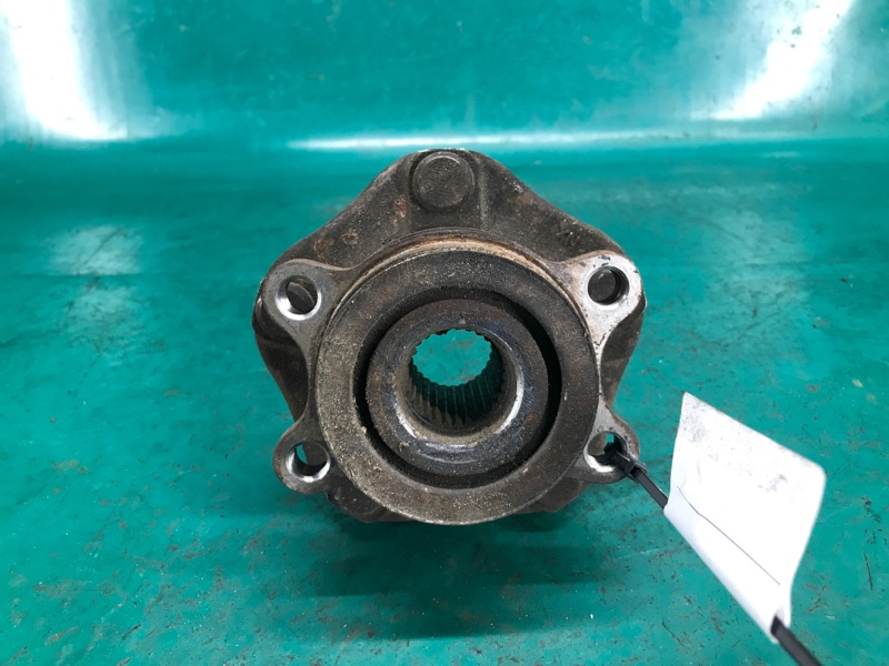 Ступица передняя левая NV200 USA 13- 2018 2.0 MR20DE