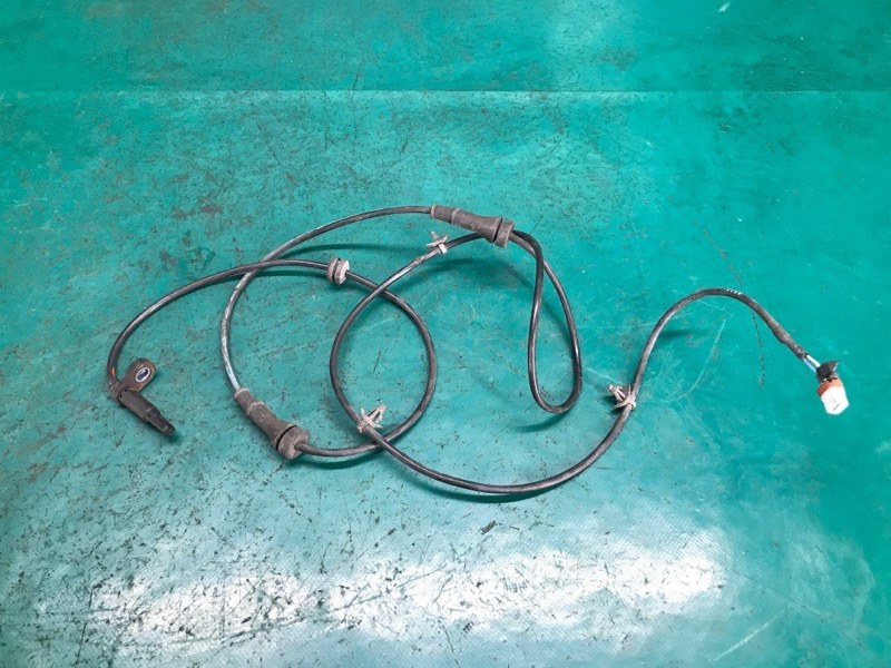 Запчасть датчик abs передний левый NISSAN NV200 USA 13- 2018 2.0 MR20DE 47911-3LM0A Б/У Датчик ABS передний левый NISSAN NV200 USA 13- 2018 2.0 MR20DE 47911-3LM0A Б/У