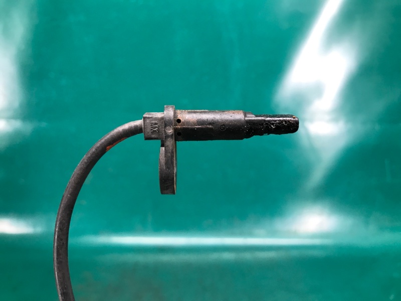 Датчик ABS передний левый NV200 USA 13- 2018 2.0 MR20DE Датчик ABS передний левый NV200 USA 13- 2018 2.0 MR20DE