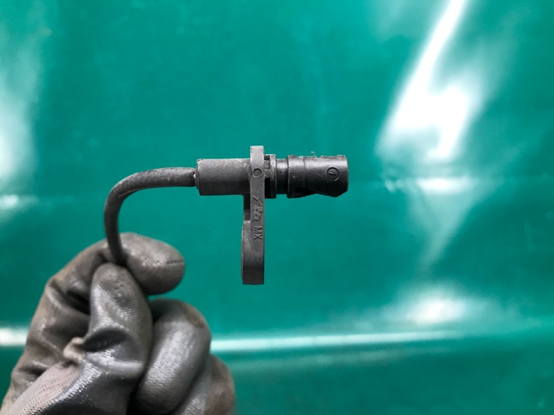 Датчик ABS задний левый NISSAN NV200 USA 13- 2.0 MR20DE