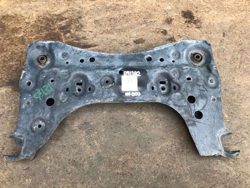 Балка передней подвески NISSAN NV200 USA 13- 2.0 54400-3LM0A Б/У