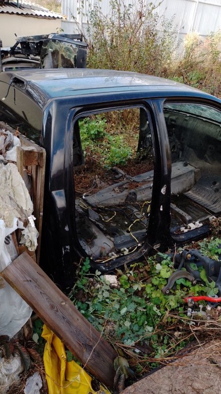 Стойка кузова средняя правая TOYOTA TUNDRA 07-13