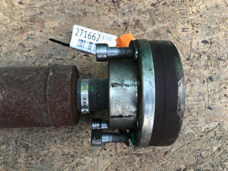 Карданный вал задний GRAND CHEROKEE 11-22 2013 Внедорожник 5.7 Карданный вал задний GRAND CHEROKEE 11-22 2013 Внедорожник 5.7