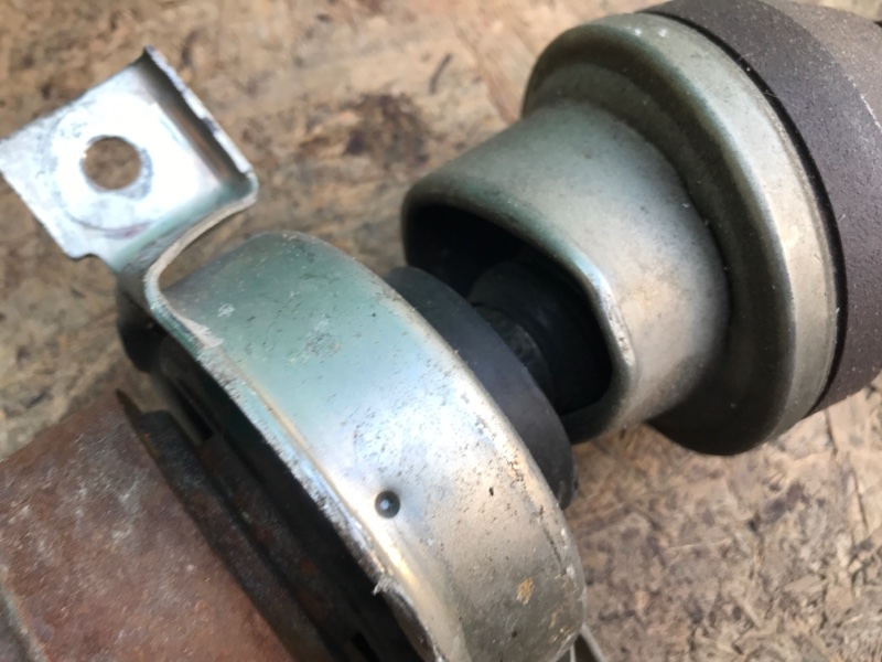 Карданный вал задний GRAND CHEROKEE 11-22 2013 Внедорожник 5.7 Карданный вал задний GRAND CHEROKEE 11-22 2013 Внедорожник 5.7