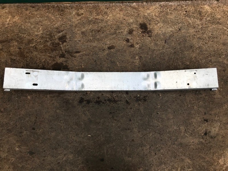 Усилитель заднего бампера NISSAN LEAF 10-17