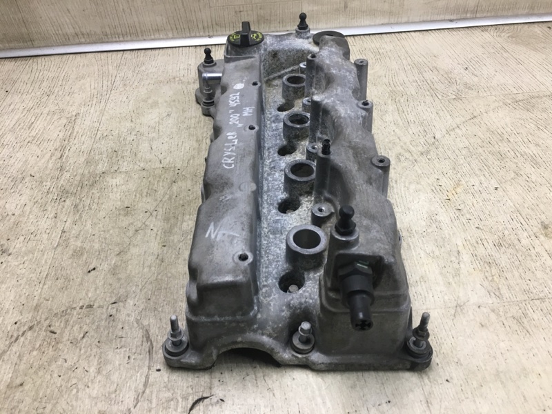 Крышка клапанная 200 14-16 2015 UF 2.4 ED6