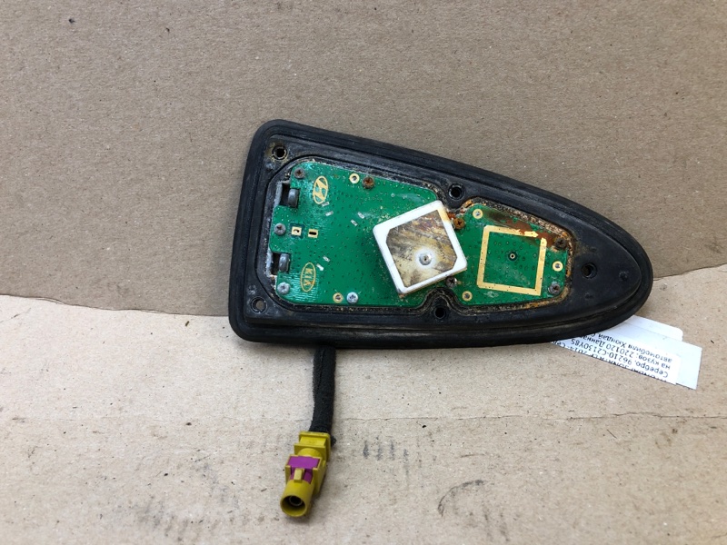 Антенна HYUNDAI SONATA LF 2014- 2017 Седан 2.4 96210-C2130Y8S Б/У