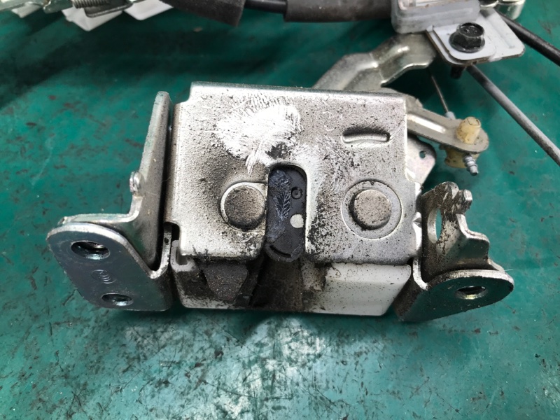 Замок двери боковой левый NV200 USA 13- 2018 2.0 MR20DE