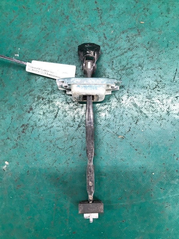 Ограничитель двери задний левый RDX 12-19 2015 Внедорожник 3.5 Ограничитель двери задний левый RDX 12-19 2015 Внедорожник 3.5