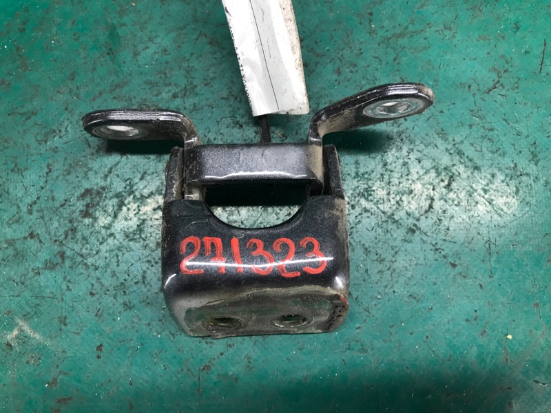 Петля двери верхняя задняя левая ACURA RDX 12-19 2015 Внедорожник 3.5 67950-SNE-A01ZZ Б/У