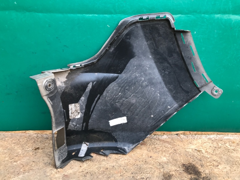 Накладка бампера задняя правая JEEP CHEROKEE 14- Накладка бампера задняя правая JEEP CHEROKEE 14-