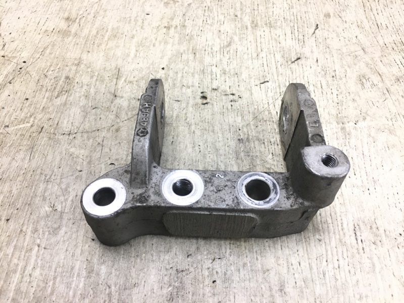 Кронштейн двигателя PATRIOT 10-17 MK74 2.4 ED3