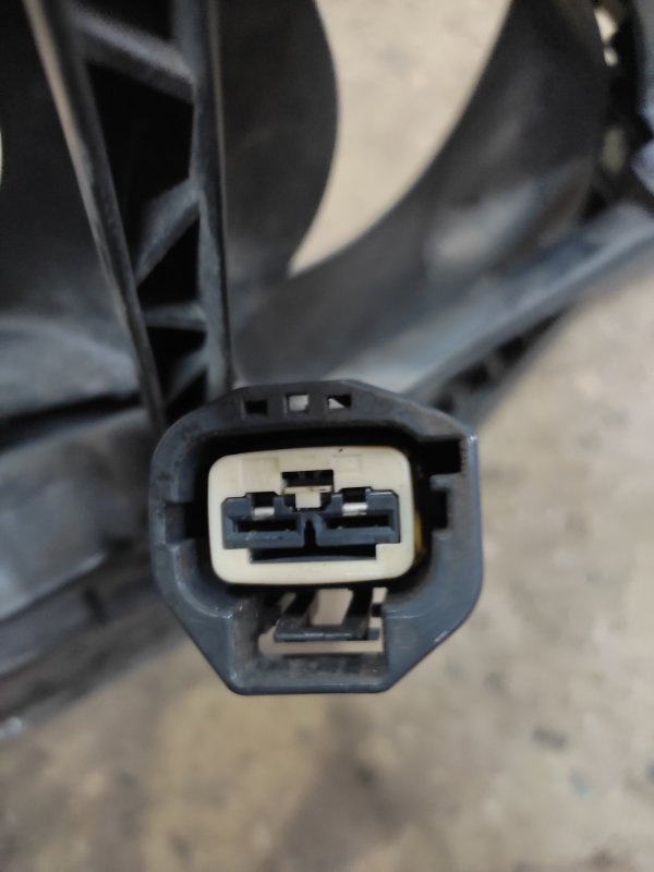 Диффузор вентилятора основного радиатора 3 BL 09-13