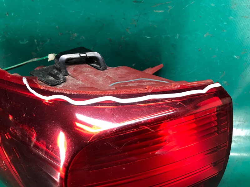 Фонарь наружный задний левый SEDONA 14-18 16 YP 3.3 G6DM