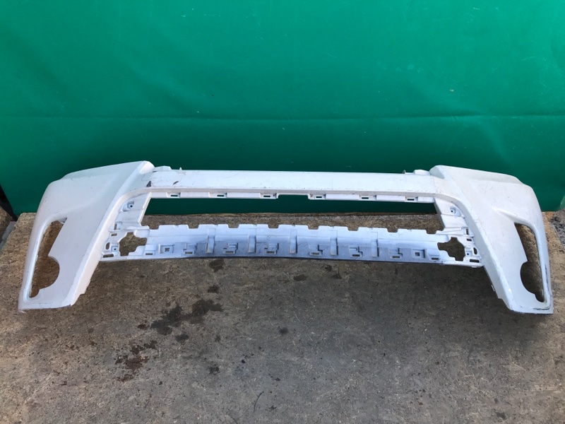 Запчасть бампер передний TOYOTA HIGHLANDER 13-19 2017-2019 52119-0E350 Б/У Бампер передний TOYOTA HIGHLANDER 13-19 2017-2019 52119-0E350 Б/У