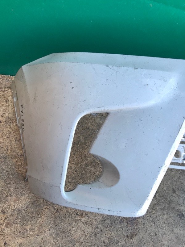 Бампер передний TOYOTA HIGHLANDER 13-19 Бампер передний TOYOTA HIGHLANDER 13-19