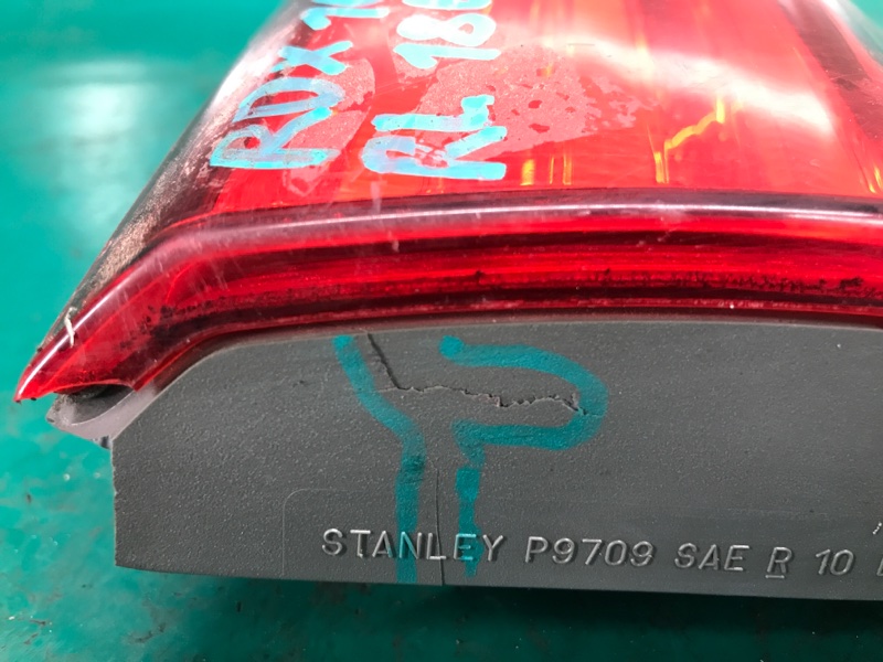 Фонарь внутренний задний левый RDX 12-19 2014 Внедорожник 3.5 J35Z2